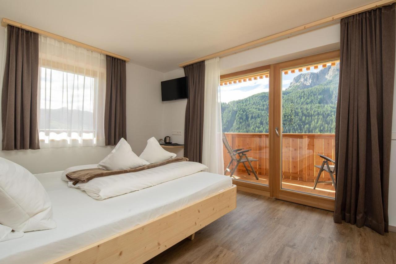 Declara B&B And Apartaments Colfosco Luaran gambar