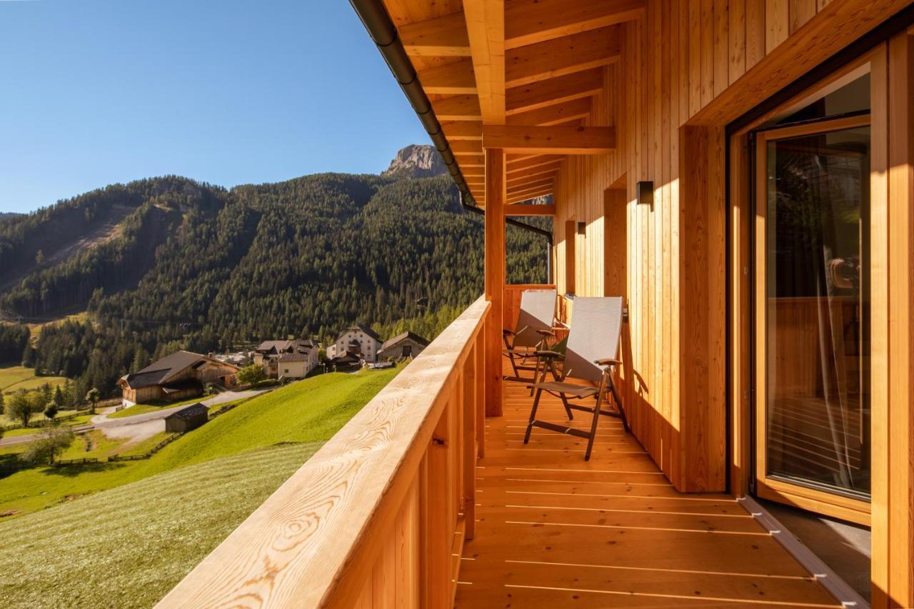Declara B&B And Apartaments Colfosco Luaran gambar