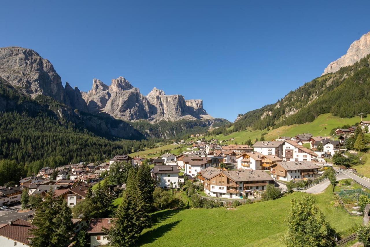 Declara B&B And Apartaments Colfosco Luaran gambar