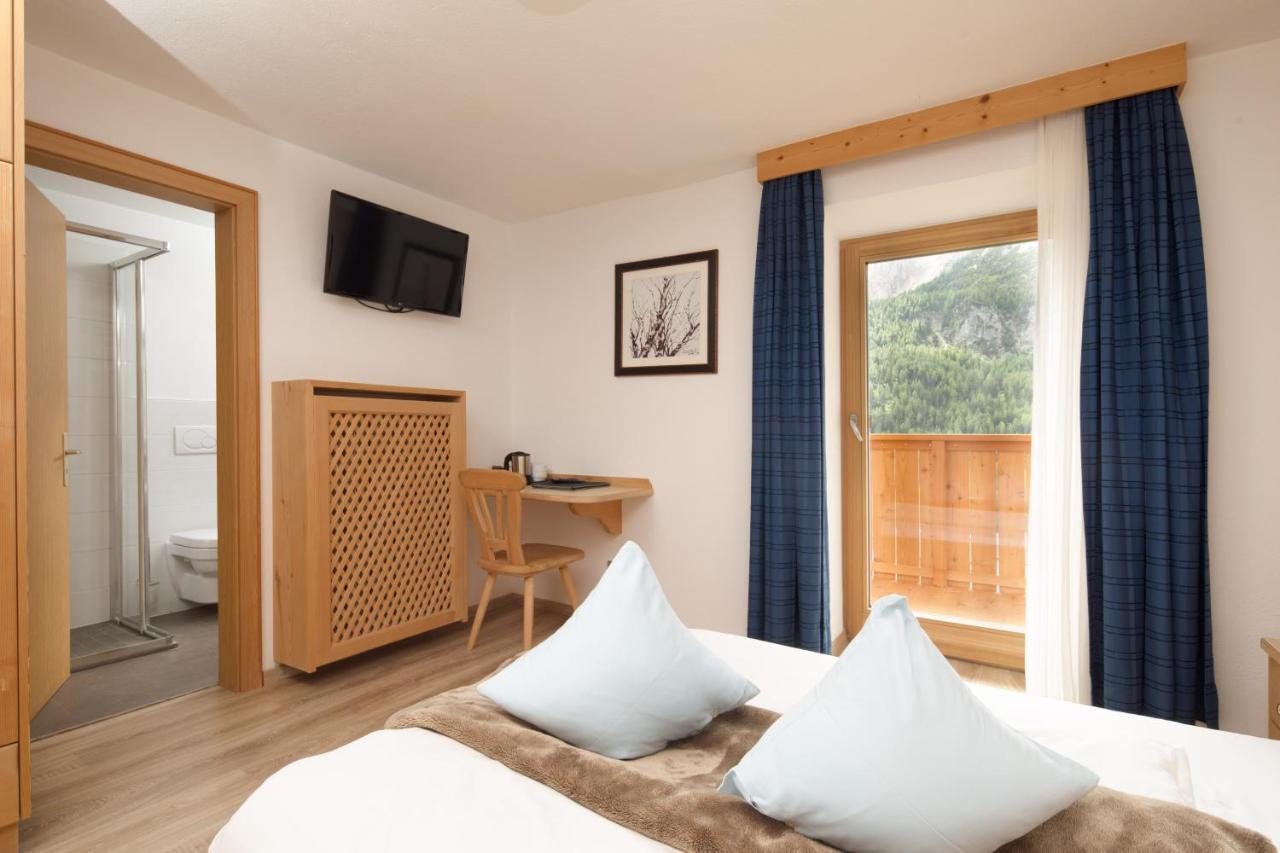 Declara B&B And Apartaments Colfosco Luaran gambar