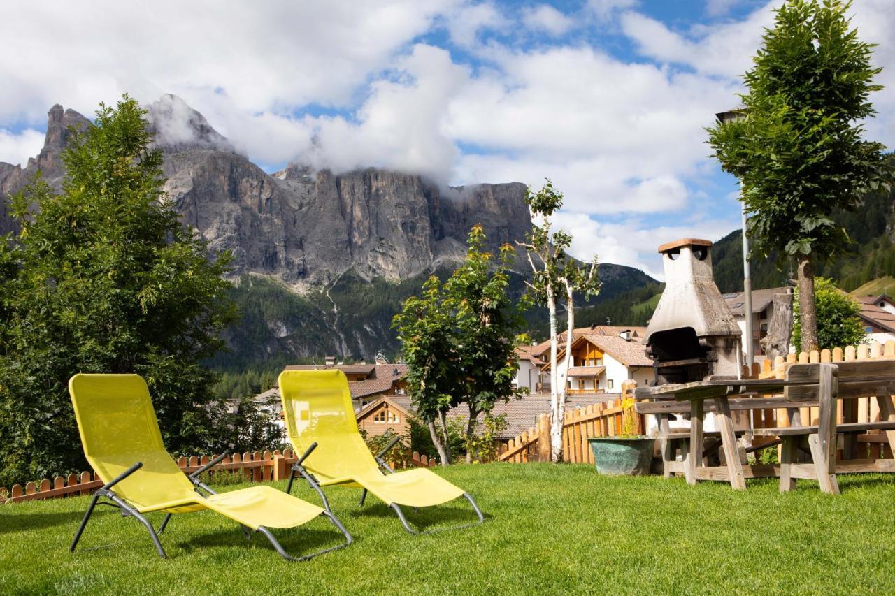 Declara B&B And Apartaments Colfosco Luaran gambar